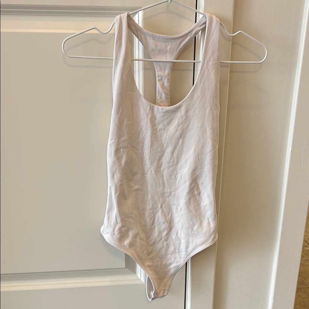 Aritzia babaton contour racerback scoop neck bodysuit snap button closure white